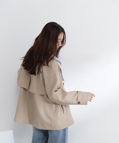 NATURAL BEAUTY BASIC（ナチュラルビューティーベーシック）の「◇ハーフトレンチコート（トレンチコート・レディース・ベージュ/ネイビー/ブルー・SMALL/MEDIUM）」の8枚目の写真