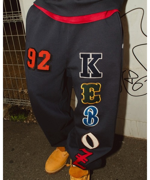 KEBOZ（ケボズ）の「SMR SWEAT PANTS 2（スウェットパンツ・メンズ・チャコールグレー/ネイビー/クリーム/イエロー・XL/L/M/S）」の3枚目の写真