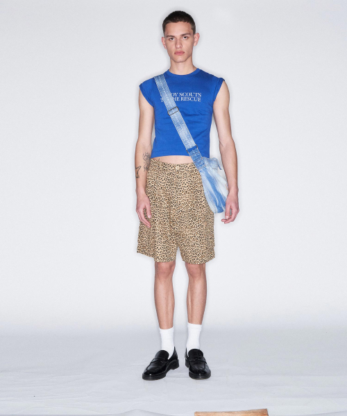 FROM ARLES(フロムアルル)の「デニムメールバッグ / DENIM(メッセンジャーバッグ・メンズ・その他・ONE SIZE)」の3枚目の写真