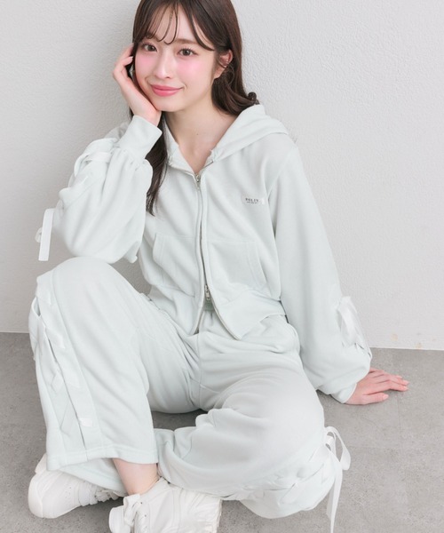 OLIVE des OLIVE（オリーブデオリーブ）の「袖レースアップジップパーカー（パーカー・レディース・トップグレー/ピンク/ミント・FREE）」の4枚目の写真