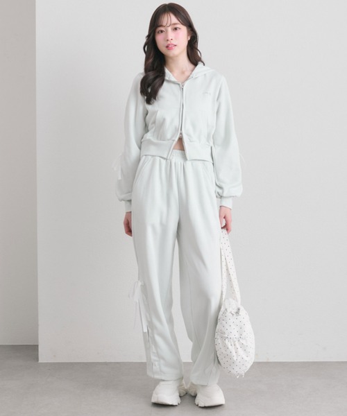 OLIVE des OLIVE（オリーブデオリーブ）の「袖レースアップジップパーカー（パーカー・レディース・トップグレー/ピンク/ミント・FREE）」の8枚目の写真