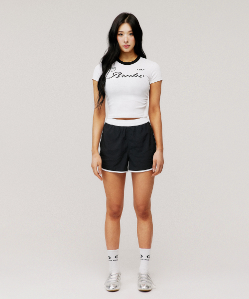 BORN TO WIN（ボーントゥウィン）の「W SYMBOL B NYLON DOLPHIN SHORTS [BLACK]（その他パンツ・レディース・その他・1/2）」の2枚目の写真