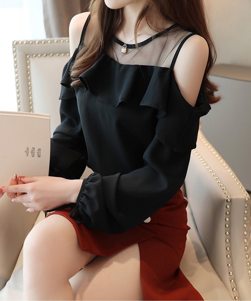 AMAJI(アマジ)の「オープンショルダーシアープルオーバー(その他トップス・レディース・ブラック/レッド・LARGE/MEDIUM/SMALL/X-LARGE)」の1枚目の写真