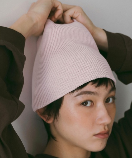 anuke(アンヌーク)の「Knit Beanie(ニットキャップ/ビーニー・レディース・ピンク/ネイビー/チャコールグレー・FREE)」の2枚目の写真