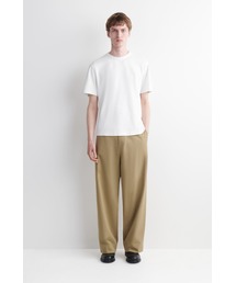 COS（コス）の「コットンワイドレッグチノ（その他パンツ）」