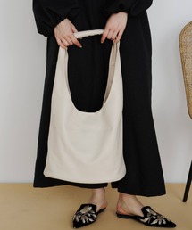 Libra Cue（リブラ キュー）の「ワンハンドルソフトレザートート（トートバッグ）」