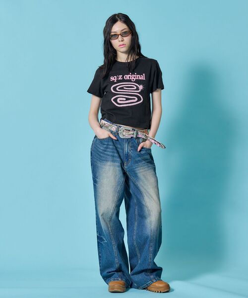 SEQUENZ(シークエンズ)の「※WEB限定 / パッチワーク / ぐるぐるワッペン半袖Tシャツ / sqnz guru-guru patchwork tee(Tシャツ/カットソー・メンズ・ネイビー/ライトピンク/ブラック/レッド/ホワイト・MEDIUM/SMALL/X-SMALL/LARGE)」の10枚目の写真