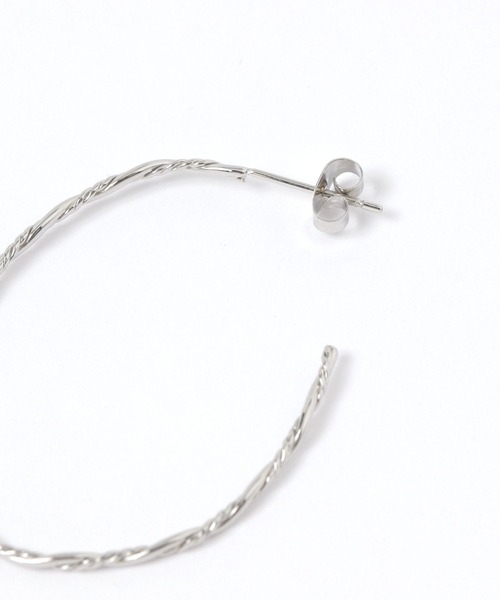 LEPSIM(レプシィム)の「ステンレスフープピアス 647045(ピアス(両耳用)・レディース・シルバー/ゴールド/シルバー系その他・ONE SIZE)」の5枚目の写真