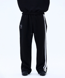 MIHAK（ミハク）の「アイビーリーグトラックラインワイドパンツ（ブラック）（スウェットパンツ）」