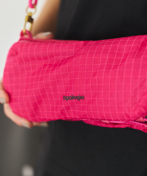 Topologie（トポロジー）の「Topologie/トポロジー Bottle Sacoche Medium ボトルサコッシュ【バッグ単体】（ショルダーバッグ・メンズ・オレンジ/レンガ/ピンク・ONE SIZE）」の19枚目の写真