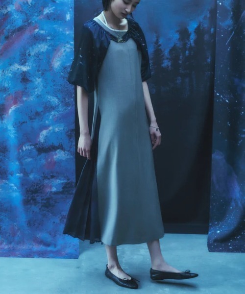 Etrarium(エトラリウム)の「World End Dress(ワンピース・レディース・グレー・SMALL)」の3枚目の写真