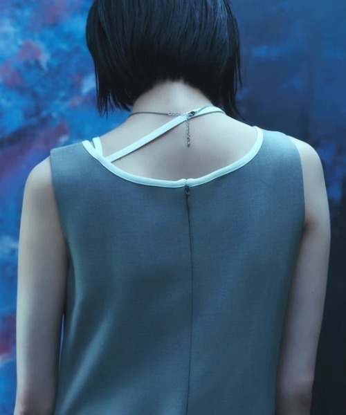 Etrarium(エトラリウム)の「World End Dress(ワンピース・レディース・グレー・SMALL)」の4枚目の写真