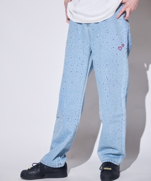 INTER FACTORY(インターファクトリー)の「あやせりんて ハート刺繍ラインストーンデニムパンツ(デニムパンツ・レディース・ブルー/ブラック・MEDIUM/SMALL)」の3枚目の写真