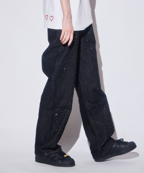 INTER FACTORY(インターファクトリー)の「あやせりんて ハート刺繍ラインストーンデニムパンツ(デニムパンツ・レディース・ブルー/ブラック・MEDIUM/SMALL)」の13枚目の写真