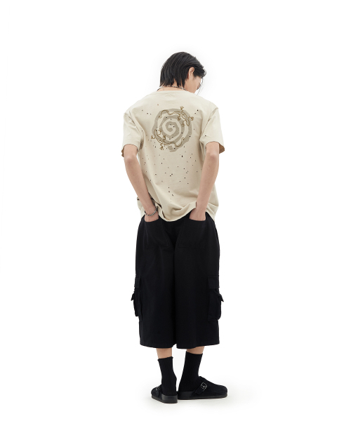 DEFGARMENTS（デフグラメンツ）の「SPIRAL LIZARD DAMAGED T-SHIRTS [BEIGE]（Tシャツ/カットソー・レディース・その他・MEDIUM/LARGE）」の4枚目の写真