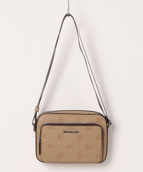 MICHAEL KORS(マイケルコース)の「EW FLIGHT BAG Crossbody(ショルダーバッグ・メンズ・キャメル・FREE)」の1枚目の写真
