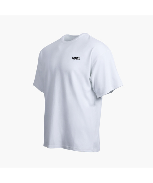 HDEX(エイチデックス)の「メインバックロゴオーバーサイズ半袖Tシャツ(Tシャツ/カットソー・メンズ・オリーブ/ブラック/ホワイト/レッド・2XL/MEDIUM/LARGE/X-LARGE/4XL/3XL)」の1枚目の写真