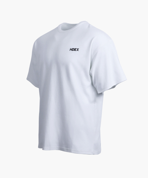 HDEX(エイチデックス)の「メインバックロゴオーバーサイズ半袖Tシャツ(Tシャツ/カットソー・メンズ・オリーブ/ブラック/ホワイト/レッド・2XL/MEDIUM/LARGE/X-LARGE/4XL/3XL)」の8枚目の写真