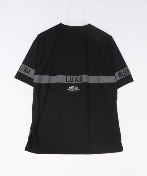 LUXE/R GOLF(ラグジュ ゴルフ)の「(RM)【LUXE/R GOLF】ストレッチ スムース ロゴ ハイネック Tシャツ(Tシャツ/カットソー・メンズ・チャコールグレー/ブラック/ホワイト/ネイビー・X-LARGE/LARGE/MEDIUM)」の5枚目の写真