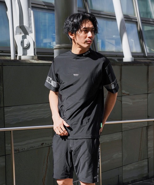 LUXE/R GOLF(ラグジュ ゴルフ)の「(RM)【LUXE/R GOLF】ストレッチ スムース ロゴ ハイネック Tシャツ(Tシャツ/カットソー・メンズ・チャコールグレー/ブラック/ホワイト/ネイビー・X-LARGE/LARGE/MEDIUM)」の17枚目の写真
