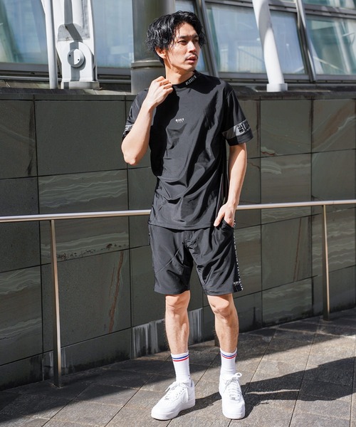 LUXE/R GOLF(ラグジュ ゴルフ)の「(RM)【LUXE/R GOLF】ストレッチ スムース ロゴ ハイネック Tシャツ(Tシャツ/カットソー・メンズ・チャコールグレー/ブラック/ホワイト/ネイビー・X-LARGE/LARGE/MEDIUM)」の21枚目の写真
