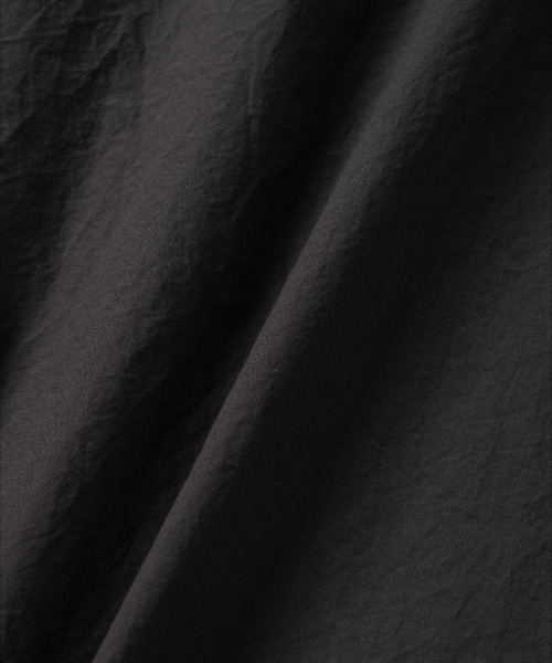 NONBLANK(ノンブランク)の「チャイナカラーウォッシュシャツ_DARK GREY(シャツ/ブラウス・メンズ・チャコール・MEDIUM/LARGE/X-LARGE)」の8枚目の写真