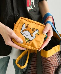 ear PAPILLONNER（イアパピヨネ）の「【KEN NAKAYAMA×ear】コラボポーチ（ポーチ）」