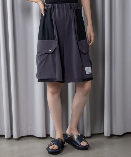 MARECHAL TERRE（マルシャルテル）の「【機能素材】ラッシュガードショートパンツ（その他パンツ・レディース・ブラック/チャコールグレー/ライトグレー/ネイビー・MEDIUM）」の2枚目の写真