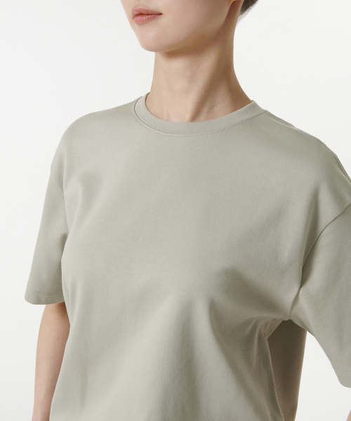 MUSINSA STANDARD WOMAN（ムシンサスタンダードウーマン）の「ウィメンズリラックスフィットクルーネックTシャツ[セージ]（Tシャツ/カットソー・レディース・その他・SMALL/MEDIUM/X-SMALL/LARGE）」の3枚目の写真