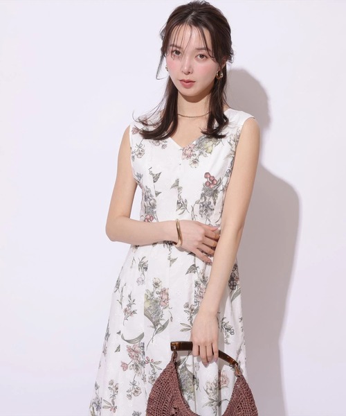 Mystrada（マイストラーダ）の「フルーツボタニカルワンピース（ワンピース・レディース・ライトイエロー/ホワイト・34/38/36）」の11枚目の写真