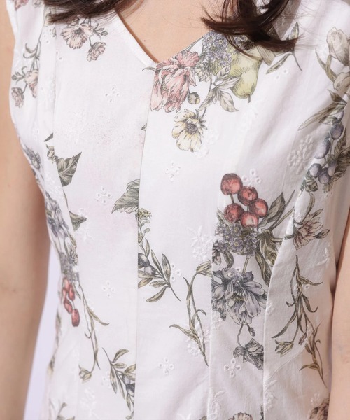 Mystrada（マイストラーダ）の「フルーツボタニカルワンピース（ワンピース・レディース・ライトイエロー/ホワイト・34/38/36）」の15枚目の写真