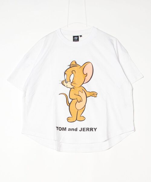 Tom&Jerry(トムアンドジェリー)の「TOMandJERRY トムとジェリー レディース 半袖 オーバーサイズプリントTシャツ(Tシャツ/カットソー・レディース・ピンク/イエロー/チャコールグレー/ダークグリーン/ブルー/ホワイト系2/ブラック/ホワイト系1・L/M)」の16枚目の写真