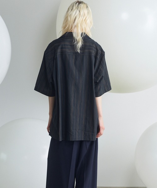 MAISON SPECIAL(メゾンスペシャル)の「《UNISEX》【Italian Dead Stock Fabric】Prime-Over Open Collar Short Sleeve Shirt/【イタリアンデッドストックファブリック】プライムオーバーオープンカラーショートスリーブシャツ【MAISON SPECIAL/メゾンスペシャル】(シャツ/ブラウス・メンズ・レッド/オレンジ/ブラウン/ホワイト/チャコールグレー/ブラック・2/1/0)」の22枚目の写真