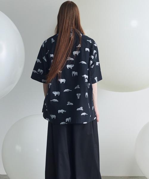 MAISON SPECIAL(メゾンスペシャル)の「《UNISEX》【Italian Dead Stock Fabric】Prime-Over Open Collar Short Sleeve Shirt/【イタリアンデッドストックファブリック】プライムオーバーオープンカラーショートスリーブシャツ【MAISON SPECIAL/メゾンスペシャル】(シャツ/ブラウス・メンズ・レッド/オレンジ/ブラウン/ホワイト/チャコールグレー/ブラック・2/1/0)」の19枚目の写真