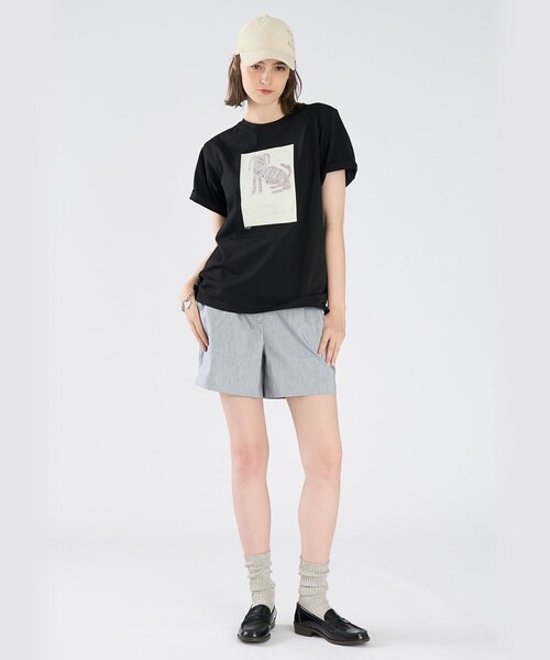 To b. by agnes b.（トゥービーバイアニエスベー）の「Dog T オーガニックコットン 半袖 アーティストTシャツ（Tシャツ/カットソー・レディース・ブラック・FREE）」の7枚目の写真