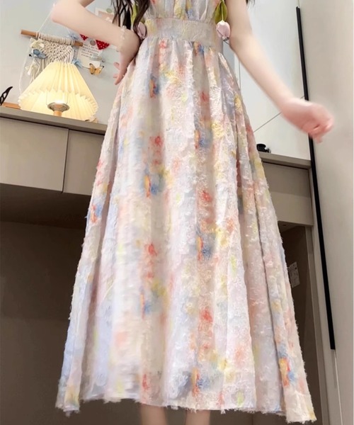 LUCPY（ラクピー）の「シアーフラワープリントロングワンピース（ワンピース・レディース・ピンク・X-LARGE/LARGE/MEDIUM/SMALL）」の3枚目の写真