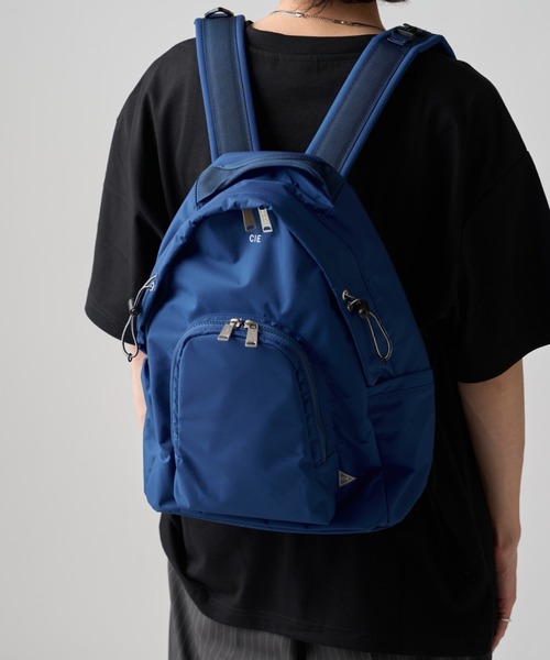 CIE(シー)の「【CIE】DAYPACK MINI(バックパック/リュック・メンズ・ブラック/ブルー・FREE)」の2枚目の写真