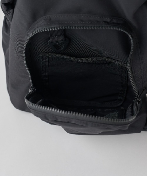 CIE(シー)の「【CIE】DAYPACK MINI(バックパック/リュック・メンズ・ブラック/ブルー・FREE)」の7枚目の写真