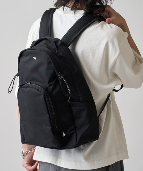 CIE(シー)の「【CIE】DAYPACK MINI(バックパック/リュック・メンズ・ブラック/ブルー・FREE)」の4枚目の写真