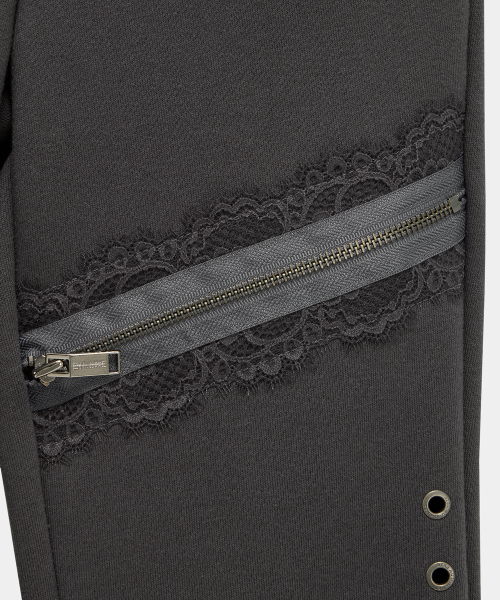 ETRE AU SOMMET(エトレオソメ)の「Lace Zipper Layer Bootcut Pants (Dark Gray)(その他パンツ・レディース・ダークグレー・FREE)」の11枚目の写真