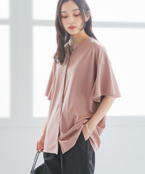 n'OrLABEL(ノアールレーベル)の「【接触冷感・イージーケア】キーネックフレア袖カットソー(シャツ/ブラウス・レディース・ブラック/ブルー/ピンクベージュ/オフホワイト・1/2)」の6枚目の写真