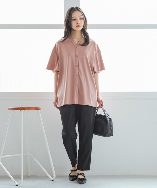 n'OrLABEL(ノアールレーベル)の「【接触冷感・イージーケア】キーネックフレア袖カットソー(シャツ/ブラウス・レディース・ブラック/ブルー/ピンクベージュ/オフホワイト・1/2)」の12枚目の写真