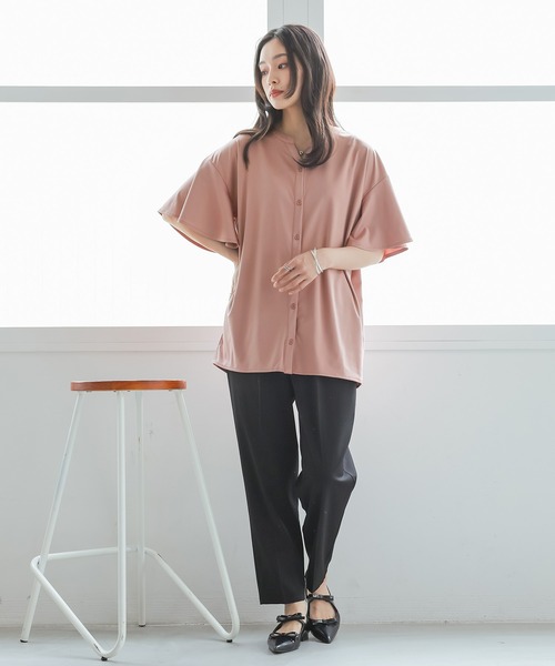 n'OrLABEL(ノアールレーベル)の「【接触冷感・イージーケア】キーネックフレア袖カットソー(シャツ/ブラウス・レディース・ブラック/ブルー/ピンクベージュ/オフホワイト・1/2)」の10枚目の写真