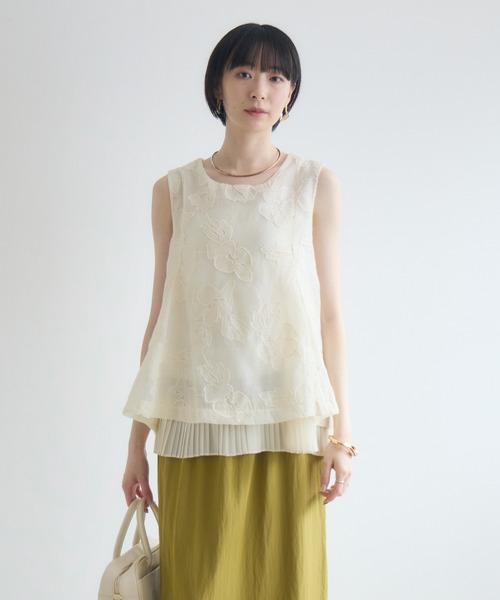 Paradise Picnic(パラダイスピクニック)の「オーガンジー刺繍裾プリーツノースリーブブラウス(シャツ/ブラウス・レディース・ブラック/アイボリー・FREE)」の17枚目の写真