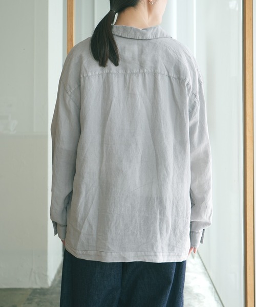 solamonat poche(ソラモナポッシェ)の「染ラミー開襟シャツ(シャツ/ブラウス・レディース・チャコール/グレー・3/2)」の8枚目の写真