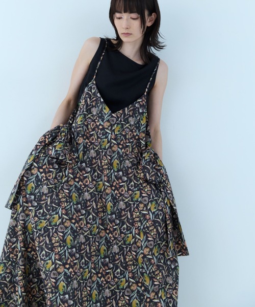 flaeu(フラユ)の「Vintage Flower Camisole Dress(ワンピース・レディース・ブラック/アイボリー・FREE)」の14枚目の写真