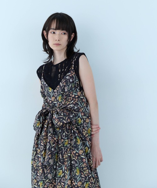flaeu(フラユ)の「Vintage Flower Camisole Dress(ワンピース・レディース・ブラック/アイボリー・FREE)」の19枚目の写真