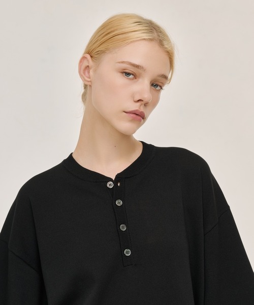 WETTEMPT(ウィテンプト)の「HIGH GAUGE HENRY NECK S/S KNIT / ハイゲージヘンリーネックS/Sニット(ニット/セーター・メンズ・ネイビー/グレー/ブラック・SMALL/MEDIUM/LARGE)」の8枚目の写真