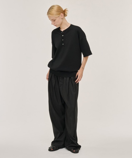 WETTEMPT(ウィテンプト)の「HIGH GAUGE HENRY NECK S/S KNIT / ハイゲージヘンリーネックS/Sニット(ニット/セーター・メンズ・ネイビー/グレー/ブラック・SMALL/MEDIUM/LARGE)」の10枚目の写真