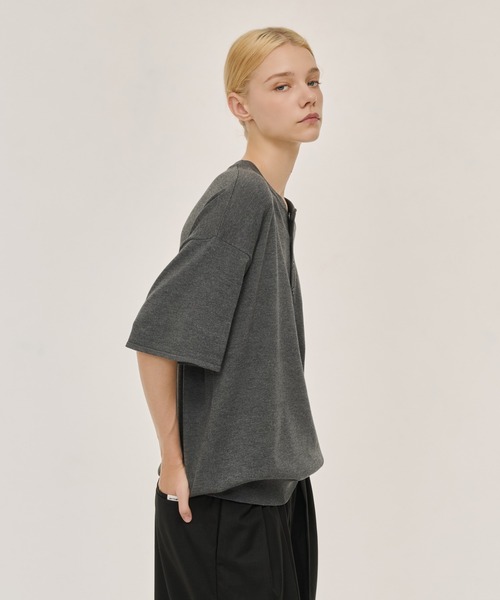 WETTEMPT(ウィテンプト)の「HIGH GAUGE HENRY NECK S/S KNIT / ハイゲージヘンリーネックS/Sニット(ニット/セーター・メンズ・ネイビー/グレー/ブラック・SMALL/MEDIUM/LARGE)」の20枚目の写真